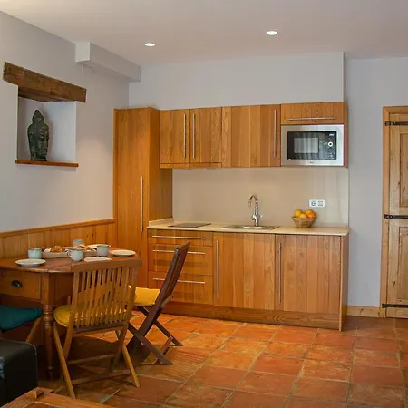 Casa rural Mas Rovira Banyoles